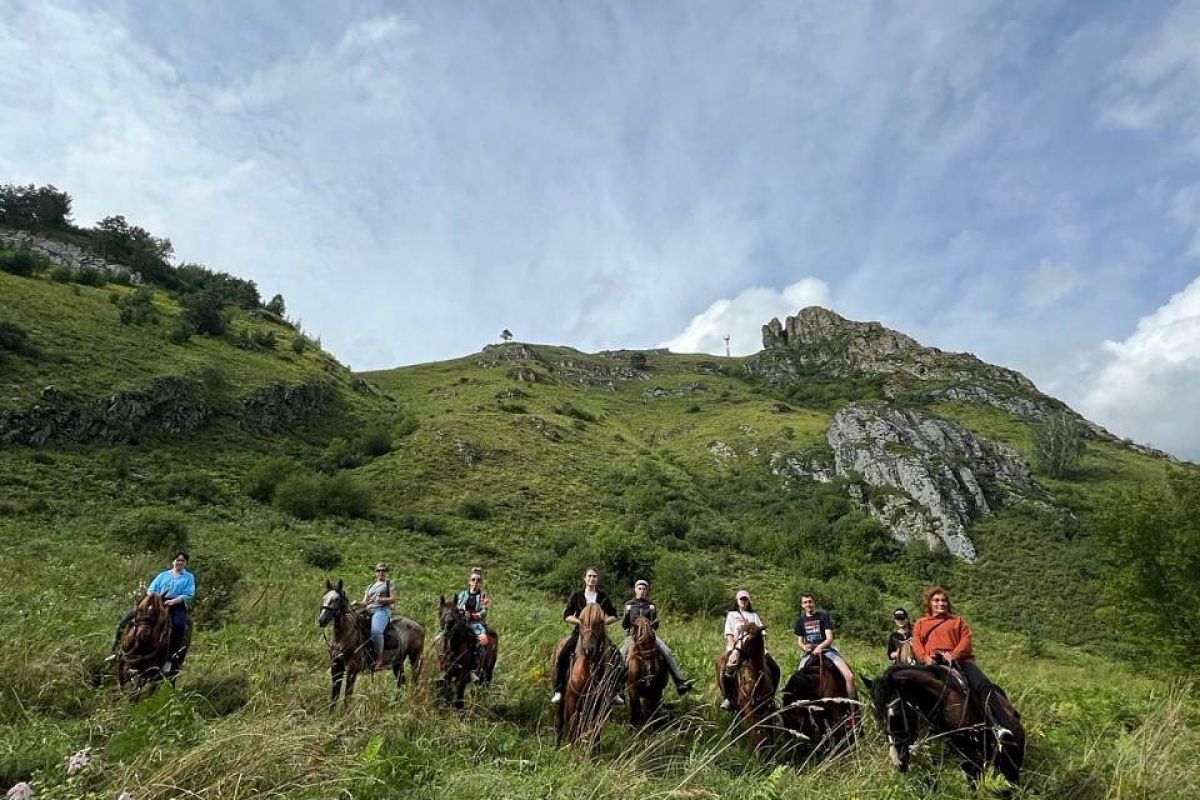 Конная экскурсия на Чертов палец, экскурсия